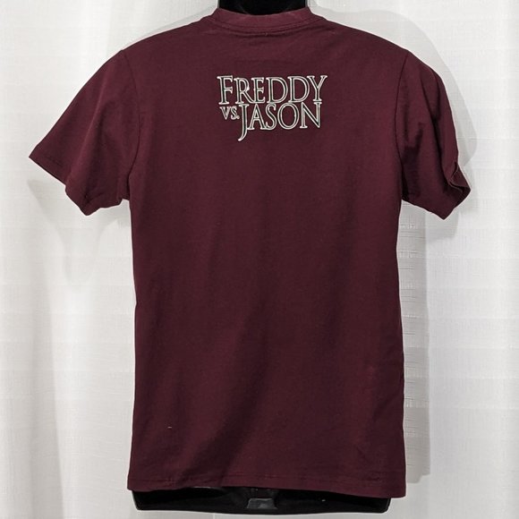 Freddy vs Jason Men's T-Shirt Short-Sleeve, Size Small Burgundy - Picture 3 of 5